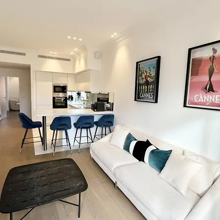 Apartment Luxurious 4 Bedrooms 1min Beaches & 3min Palais *