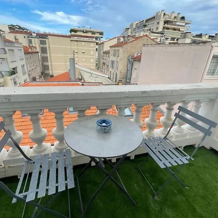 Apartment Luxurious 4 Bedrooms 1min Beaches & 3min Palais